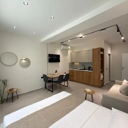 Megan's 3* دراس